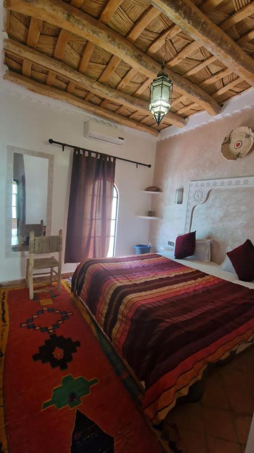 Auberge Tissadrine Akhendachou n'Ait Ouffi Buitenkant foto