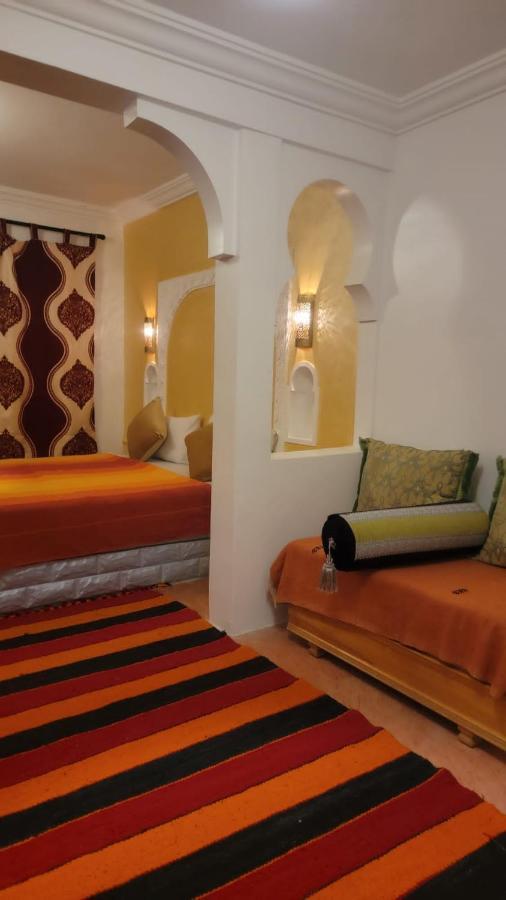 Auberge Tissadrine Akhendachou n'Ait Ouffi Buitenkant foto