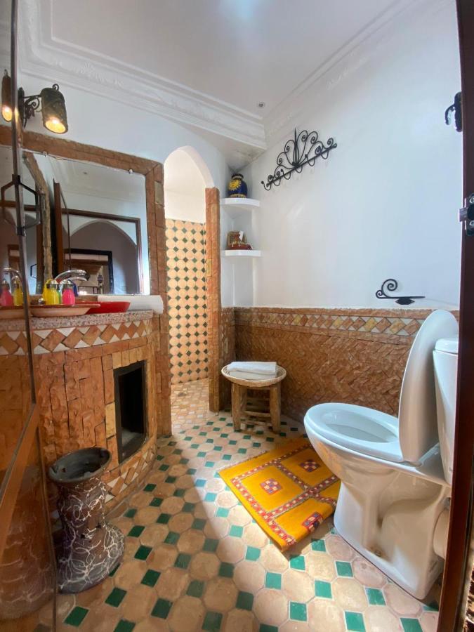 Auberge Tissadrine Akhendachou n'Ait Ouffi Buitenkant foto