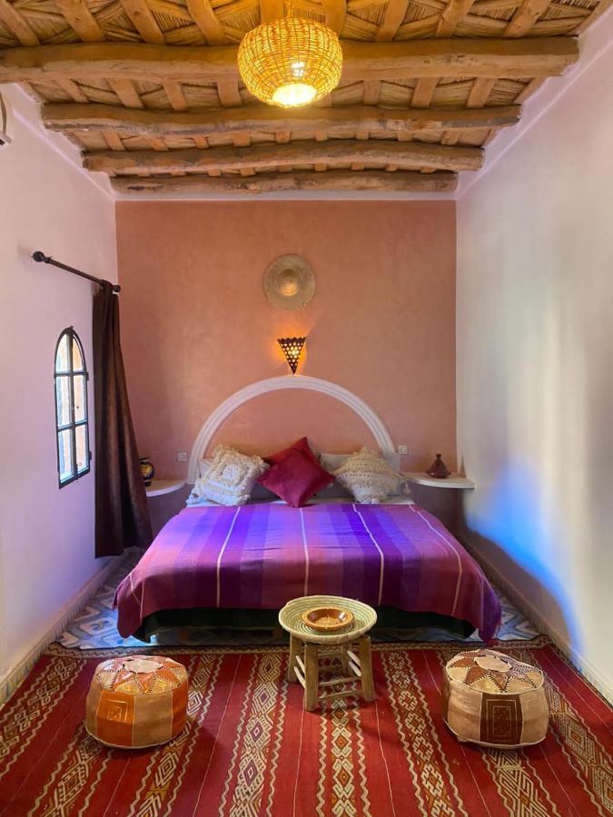 Auberge Tissadrine Akhendachou n'Ait Ouffi Buitenkant foto