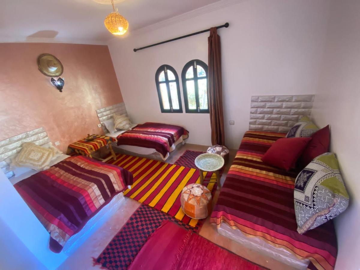 Auberge Tissadrine Akhendachou n'Ait Ouffi Buitenkant foto