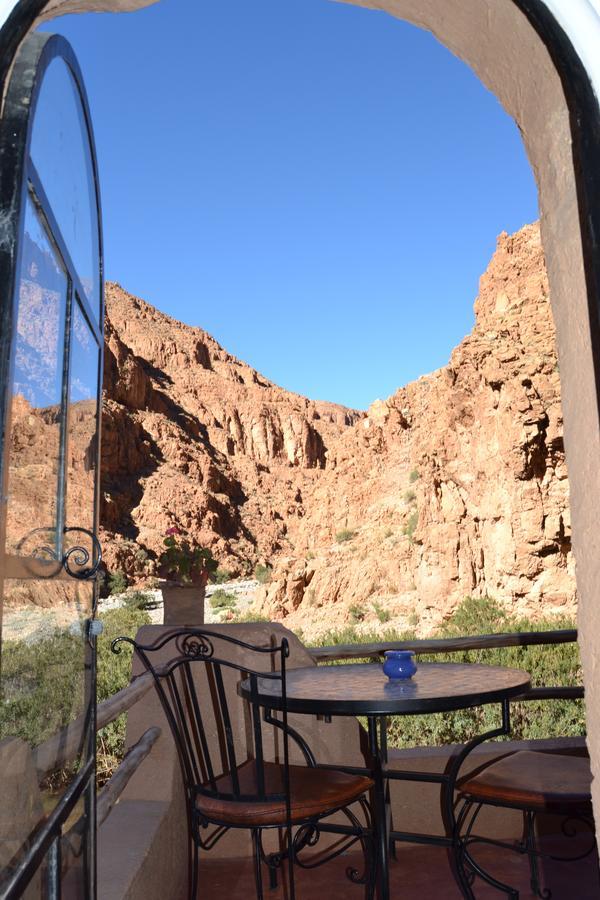 Auberge Tissadrine Akhendachou n'Ait Ouffi Buitenkant foto