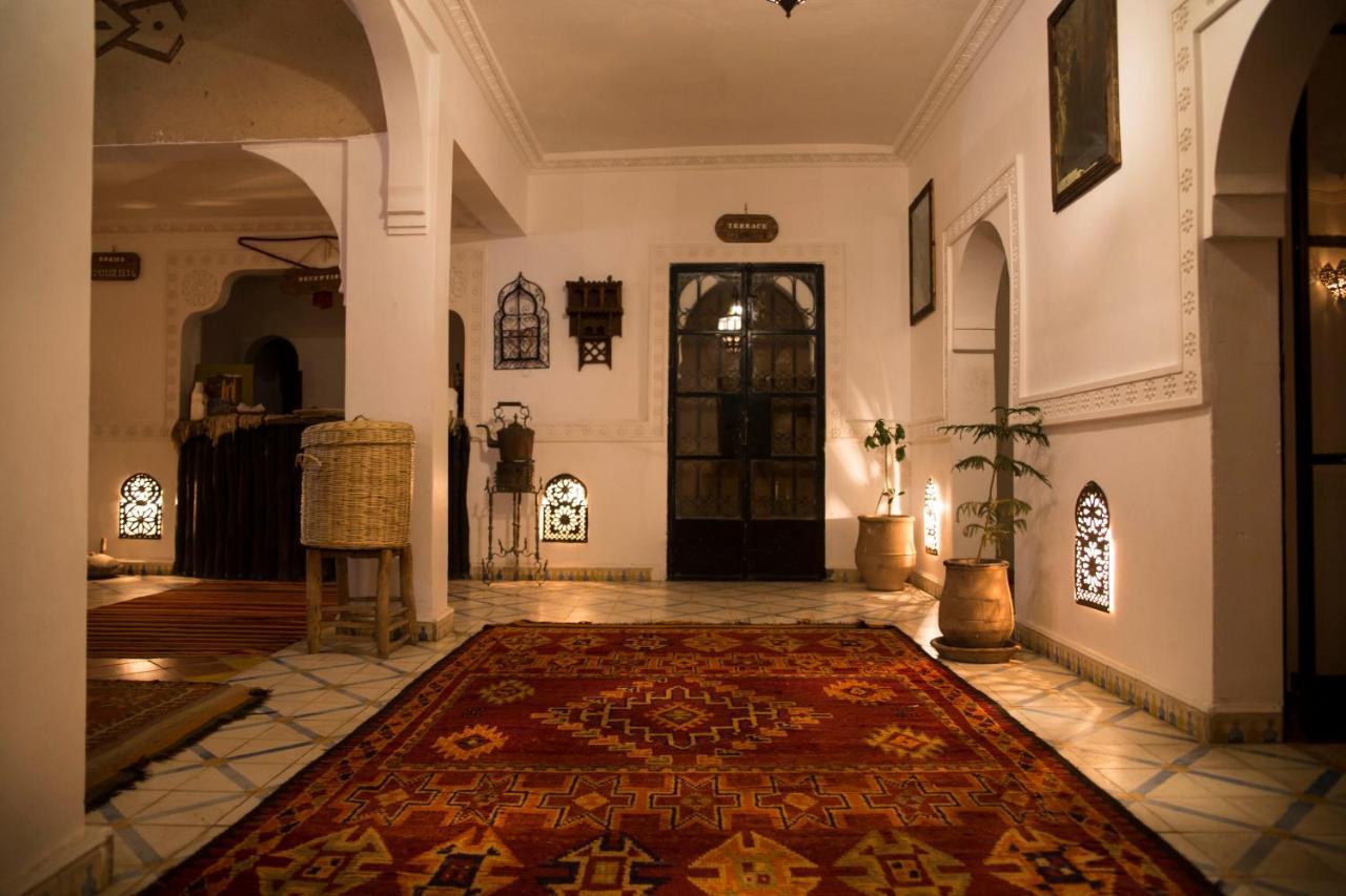 Auberge Tissadrine Akhendachou n'Ait Ouffi Buitenkant foto