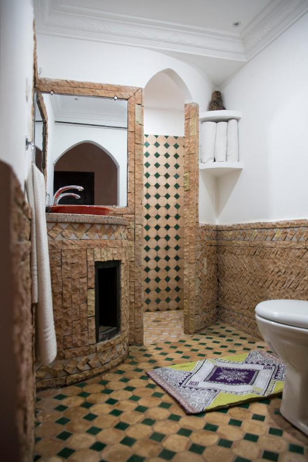 Auberge Tissadrine Akhendachou n'Ait Ouffi Buitenkant foto